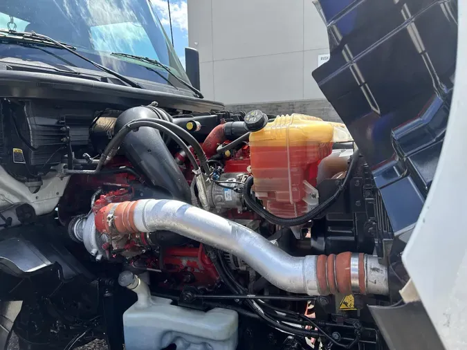 2020 International LT625