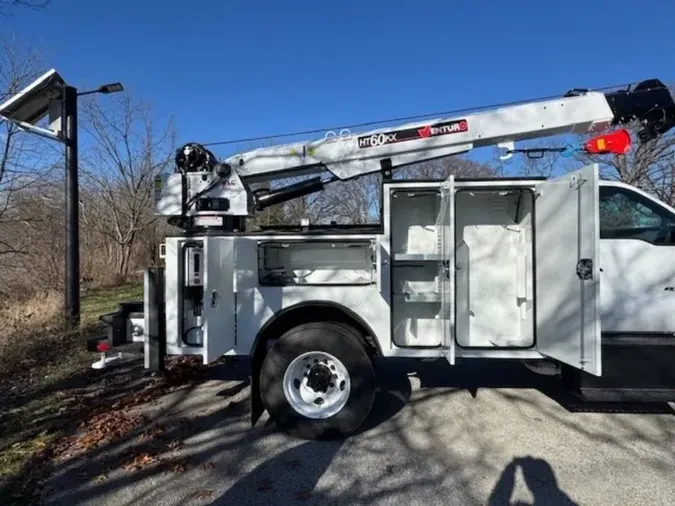 2025 Ford F-750SD