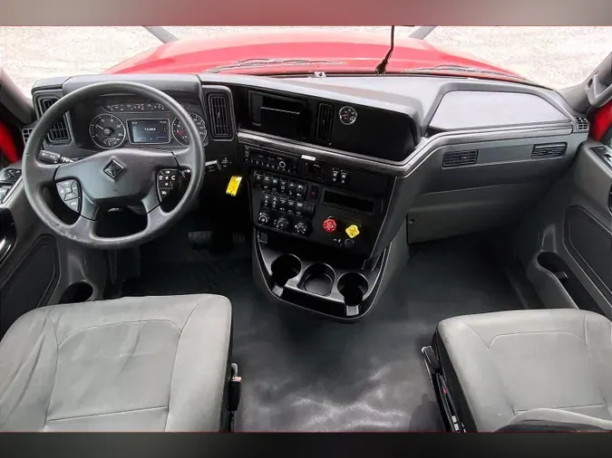 2023 INT LT625 6X4