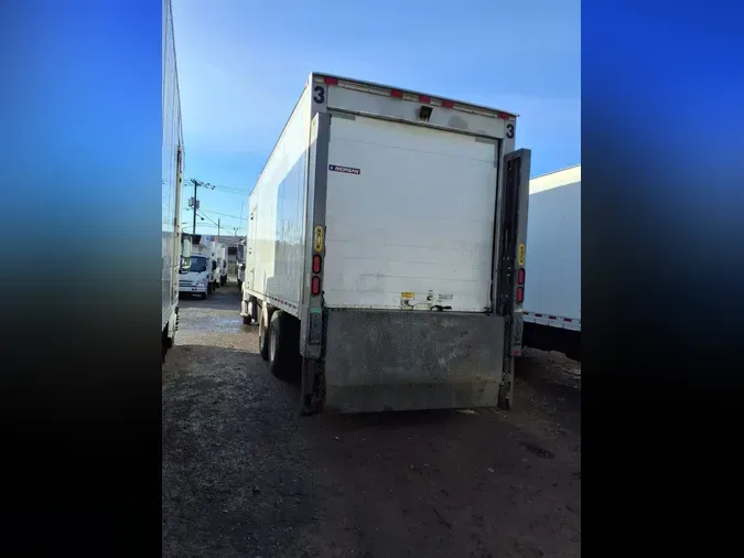 2019 FREIGHTLINER/MERCEDES M2 112a80d96f288640fdeb0bbbbd28fe9cb71