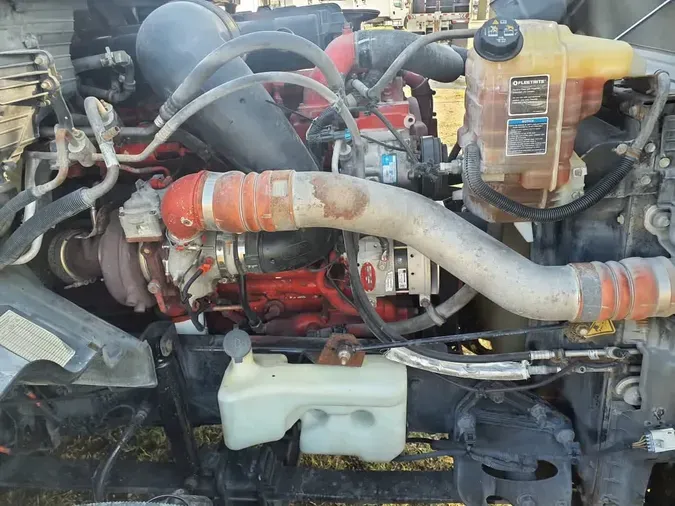 2020 NAVISTAR INTERNATIONAL LT625 SLPR CAB