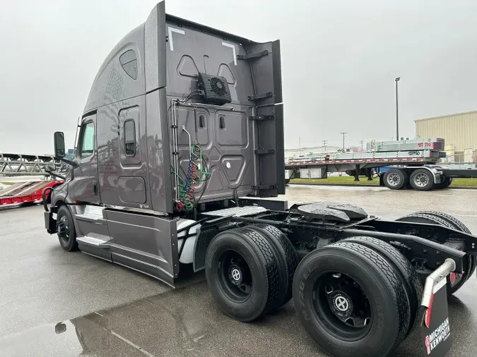 2023 Freightliner Cascadia