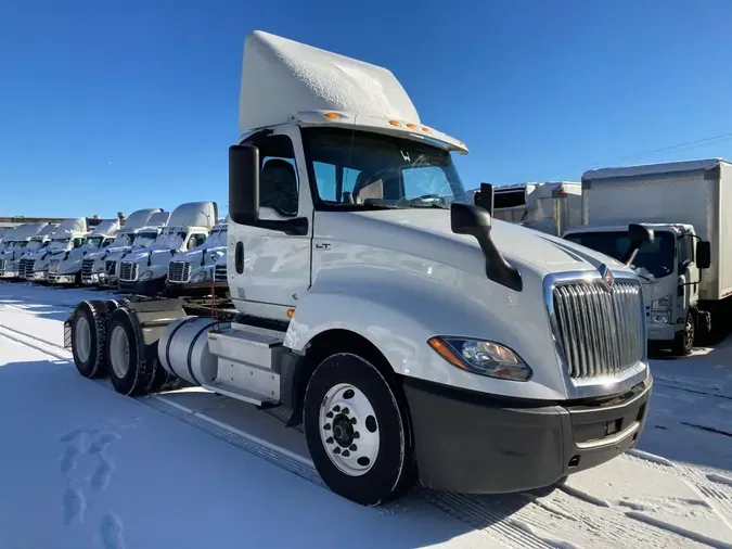 2019 NAVISTAR INTERNATIONAL LT625 DAYCAB T/A