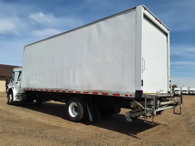 2018 FREIGHTLINER M2 106