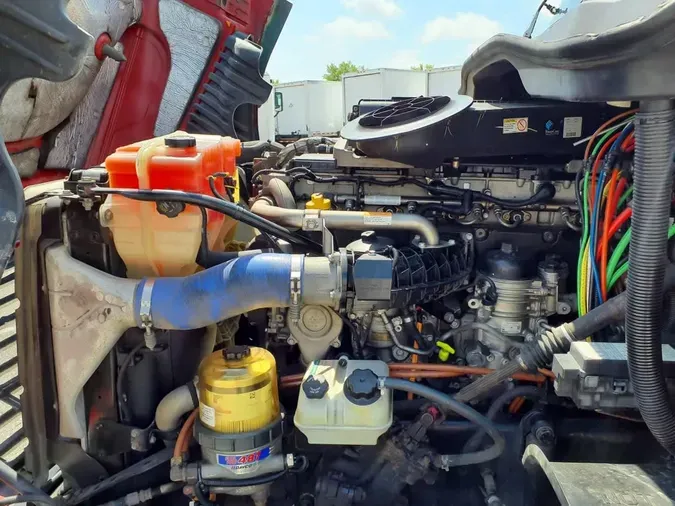 2020 FREIGHTLINER/MERCEDES CASCADIA 125