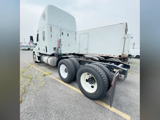 2019 FREIGHTLINER/MERCEDES CASCADIA 125