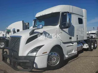 2020 VOLVO VNL64T740