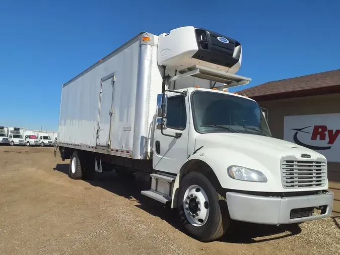 2016 FREIGHTLINER/MERCEDES M2 106