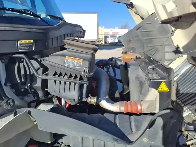 2019 NAVISTAR INTERNATIONAL 4300