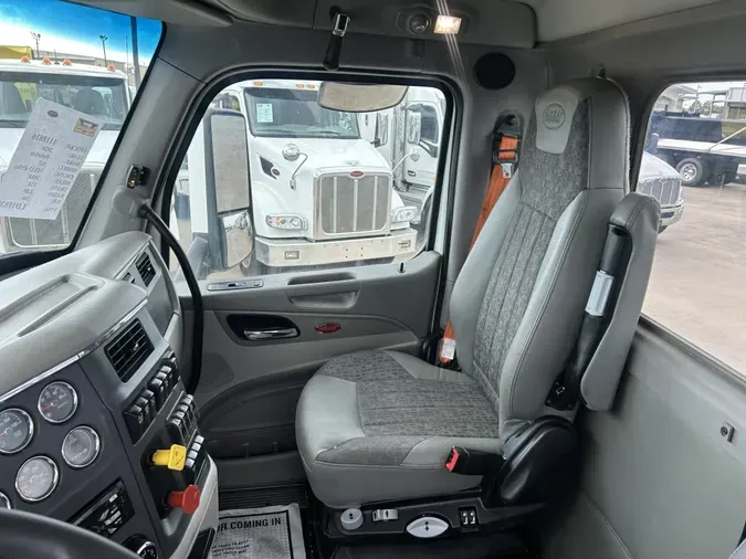 2020 Peterbilt 567