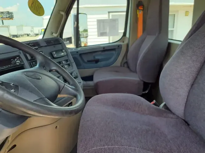 2018 FREIGHTLINER/MERCEDES CASCADIA 113
