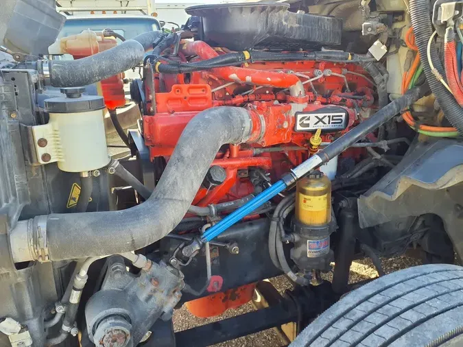 2019 NAVISTAR INTERNATIONAL LT625 SLPR CAB