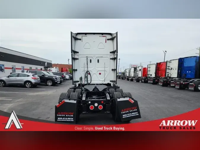 2020 FREIGHTLINER CA126