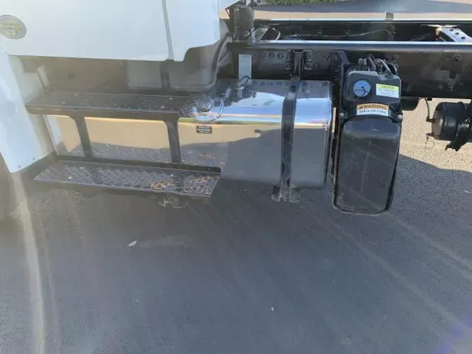 2019 Freightliner M2 112