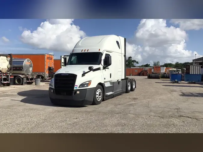 2021 Freightliner Cascadia