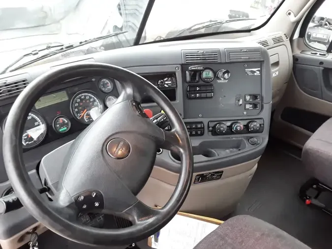 2020 FREIGHTLINER/MERCEDES CASCADIA 125