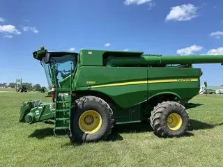 2016 John Deere S660