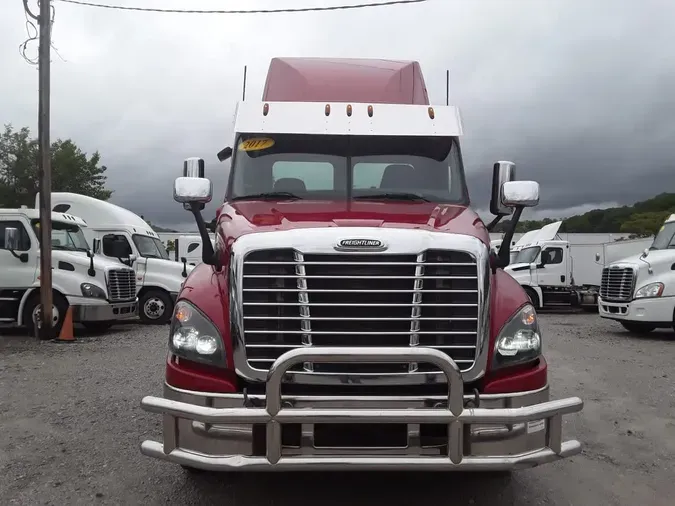 2017 FREIGHTLINER CASCADIA 125