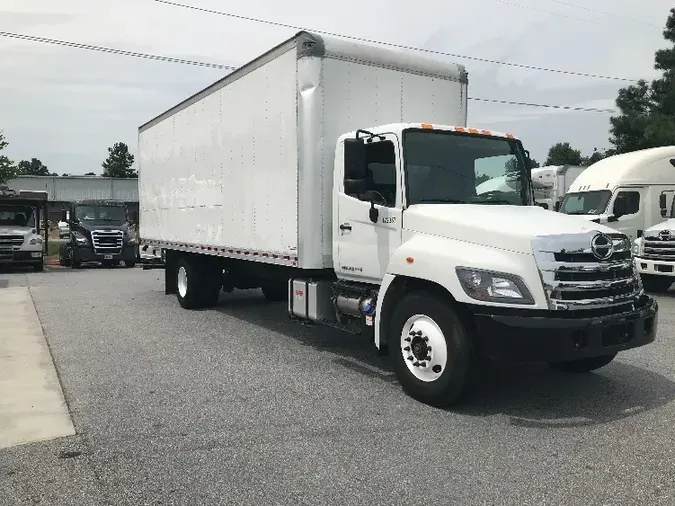 2018 Hino Truck 268a82a9947bb8f43c9aef0b02d4d92075b