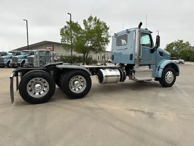2022 Peterbilt 567