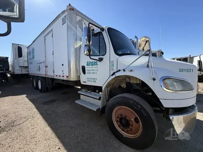 2008 FREIGHTLINER BUSINESS CLASS M2 106
