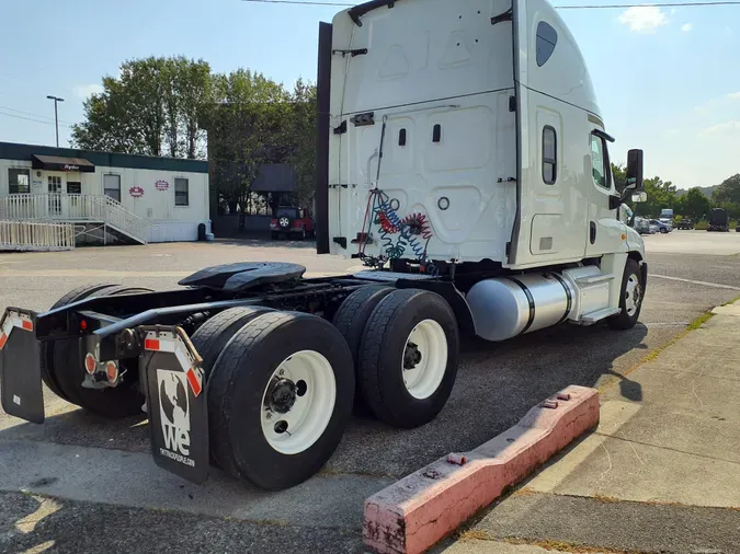 2019 FREIGHTLINER/MERCEDES CASCADIA 125