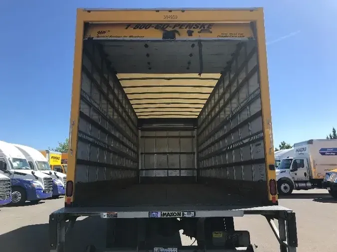 2018 Freightliner M2