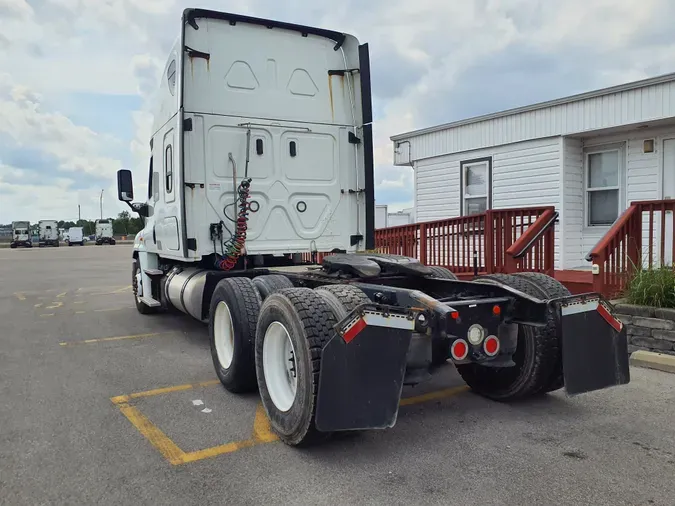 2019 FREIGHTLINER/MERCEDES CASCADIA 125