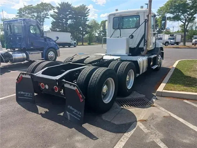 2018 MACK PINNACLE CXU613