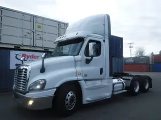 2018 FREIGHTLINER/MERCEDES CASCADIA 125