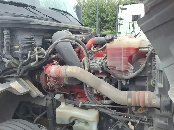 2020 NAVISTAR INTERNATIONAL LT625 SLPR CAB