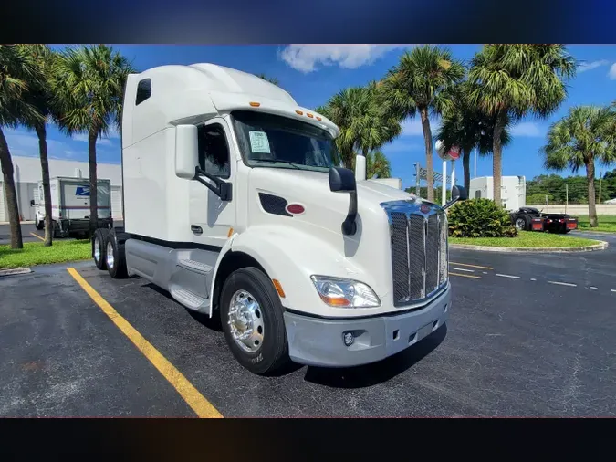 2022 Peterbilt 579