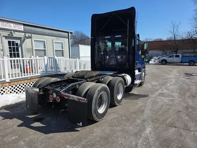2020 FREIGHTLINER/MERCEDES NEW CASCADIA PX12664