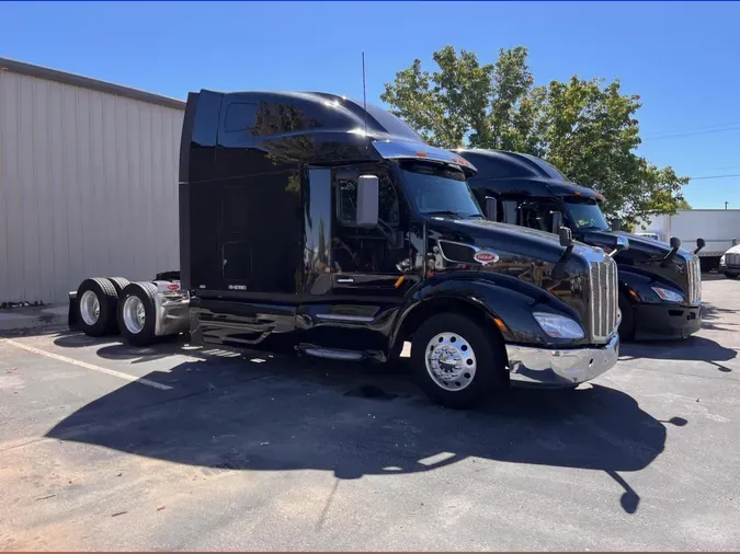2022 Peterbilt 579