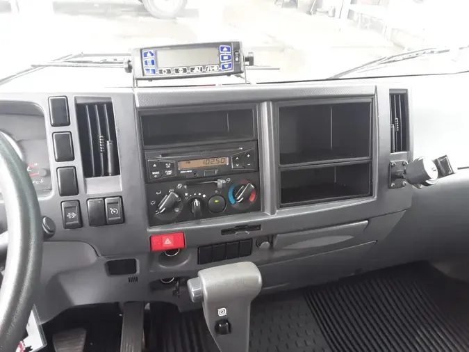 2018 ISUZU NPR