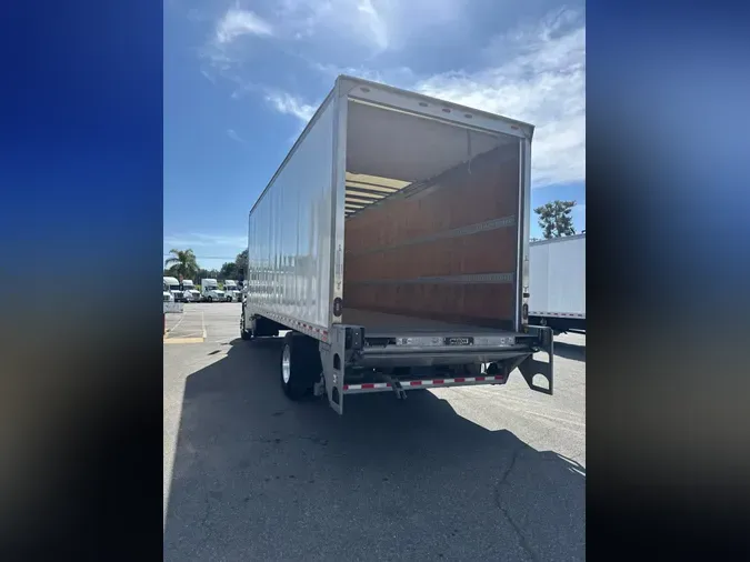 2020 FREIGHTLINER/MERCEDES M2 106