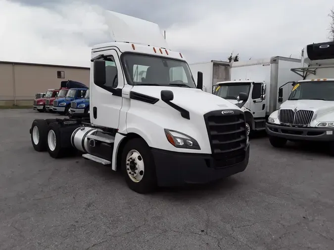 2019 FREIGHTLINER/MERCEDES CASCADIA