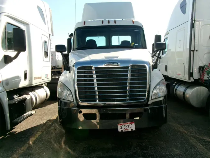 2018 FREIGHTLINER/MERCEDES CASCADIA 125