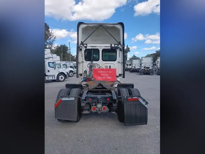 2018 FREIGHTLINER/MERCEDES CASCADIA 113