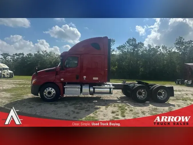 2020 FREIGHTLINER CA126