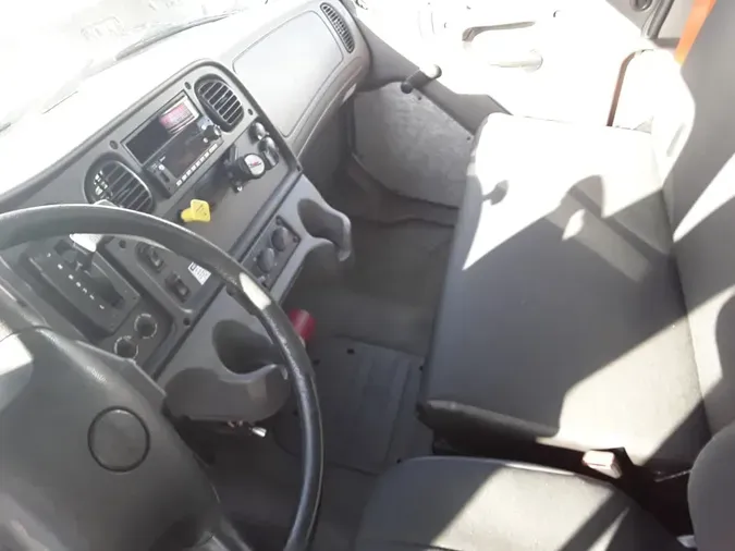 2018 FREIGHTLINER/MERCEDES M2 106a85161c35a134d0bd048c6a2c9495b19