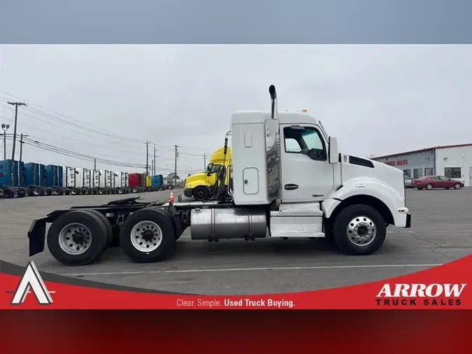 2020 KENWORTH T880