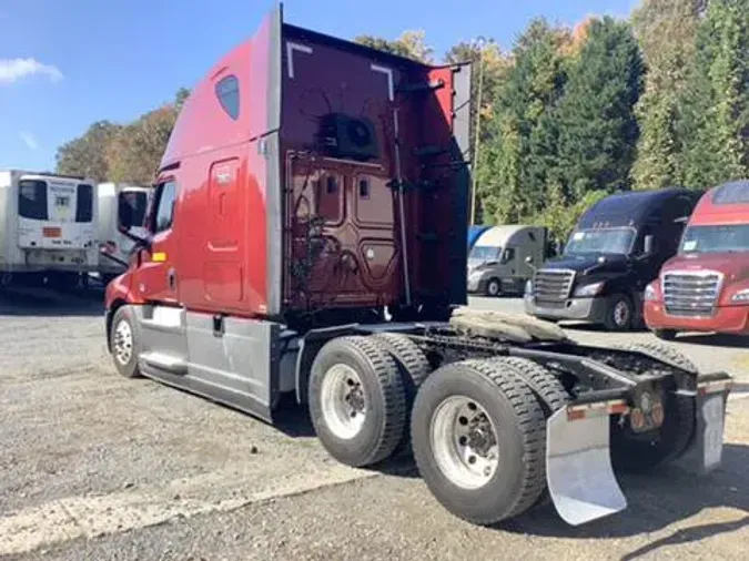 2023 Freightliner Cascadia