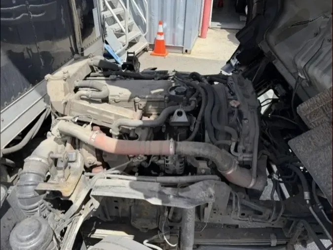 2017 ISUZU NPR