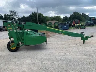 2015 John Deere 835