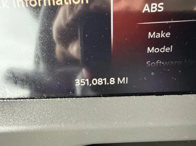 2023 Peterbilt 567