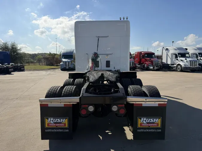 2021 Peterbilt 567