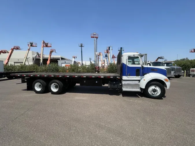 2016 Peterbilt 348