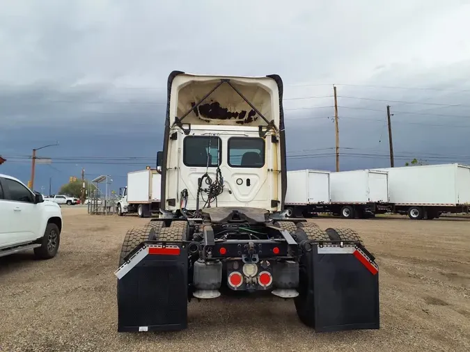 2020 FREIGHTLINER NEW CASCADIA 116
