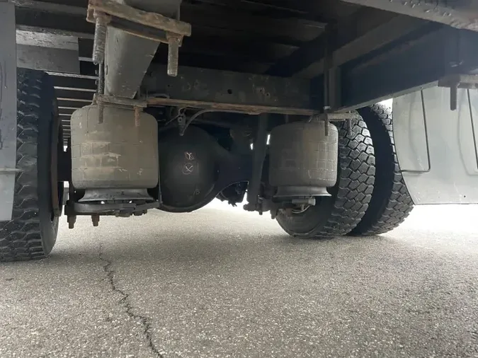 2019 NAVISTAR INTERNATIONAL 4300LP (4X2)